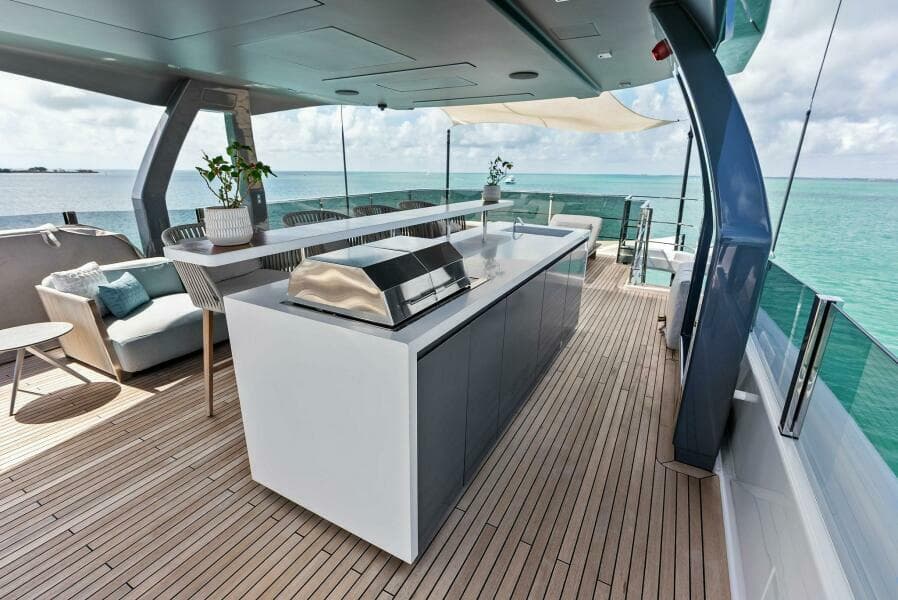 2023 Custom Line 33 Navetta - Photo 24