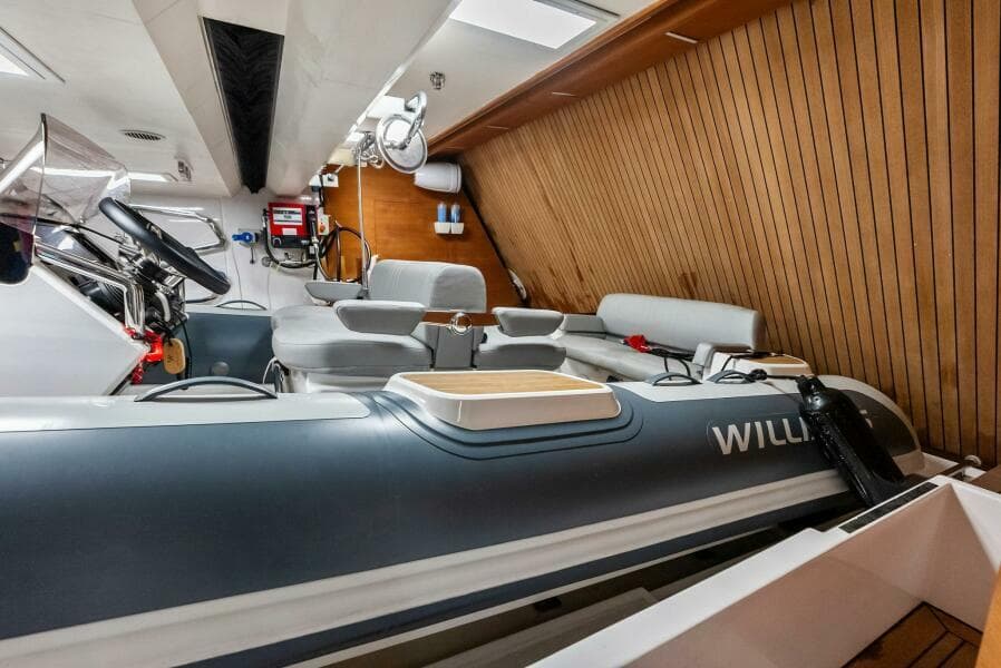 2023 Custom Line 33 Navetta - Photo 137