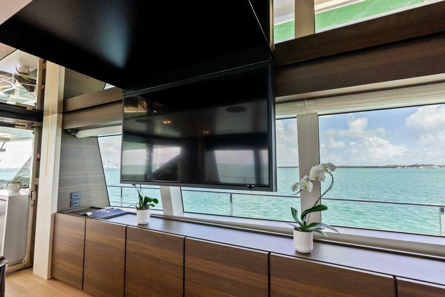 2023 Custom Line 33 Navetta - Photo 59