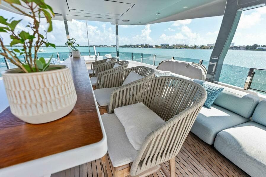 2023 Custom Line 33 Navetta - Photo 22