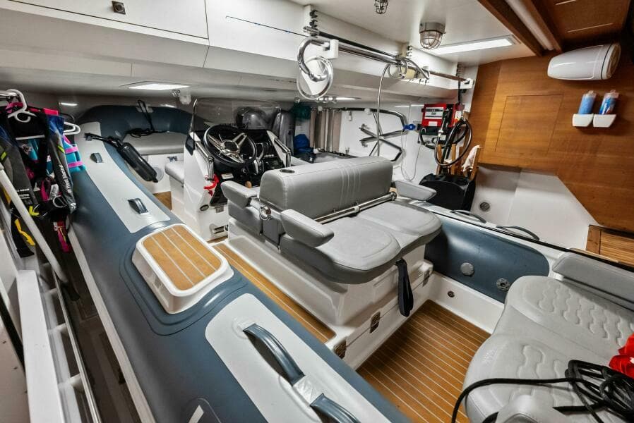 2023 Custom Line 33 Navetta - Photo 138