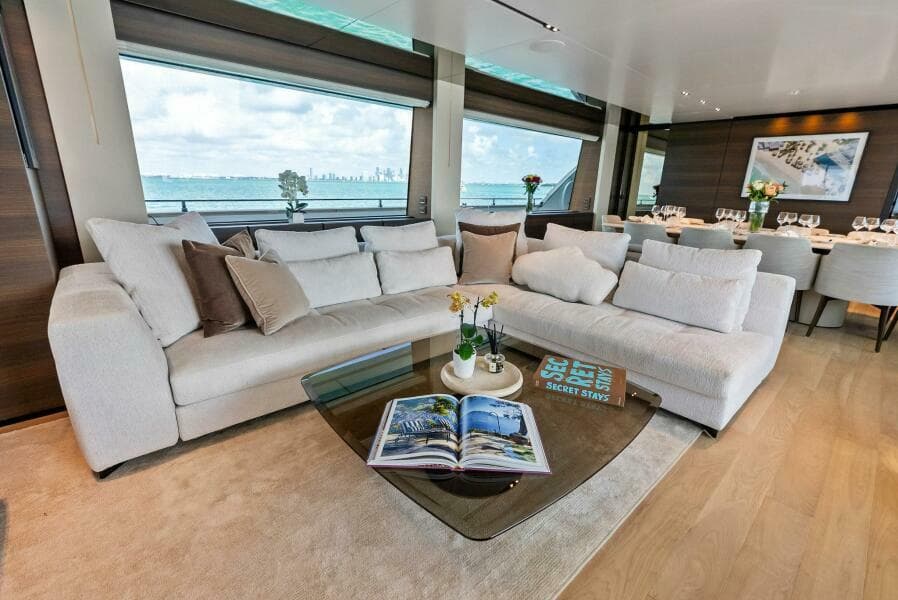 2023 Custom Line 33 Navetta - Photo 55
