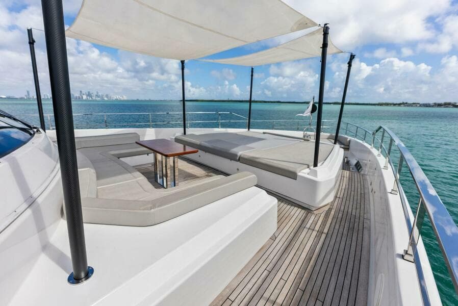 2023 Custom Line 33 Navetta - Photo 32