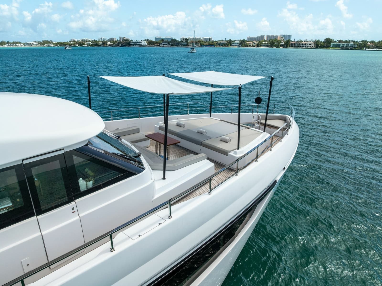 2023 Custom Line 33 Navetta - Photo 15