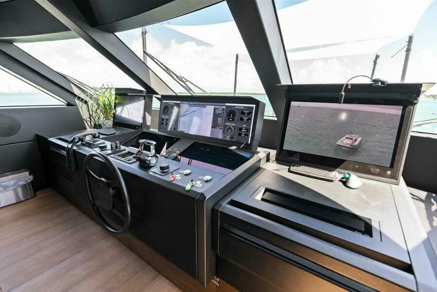 2023 Custom Line 33 Navetta - Photo 120