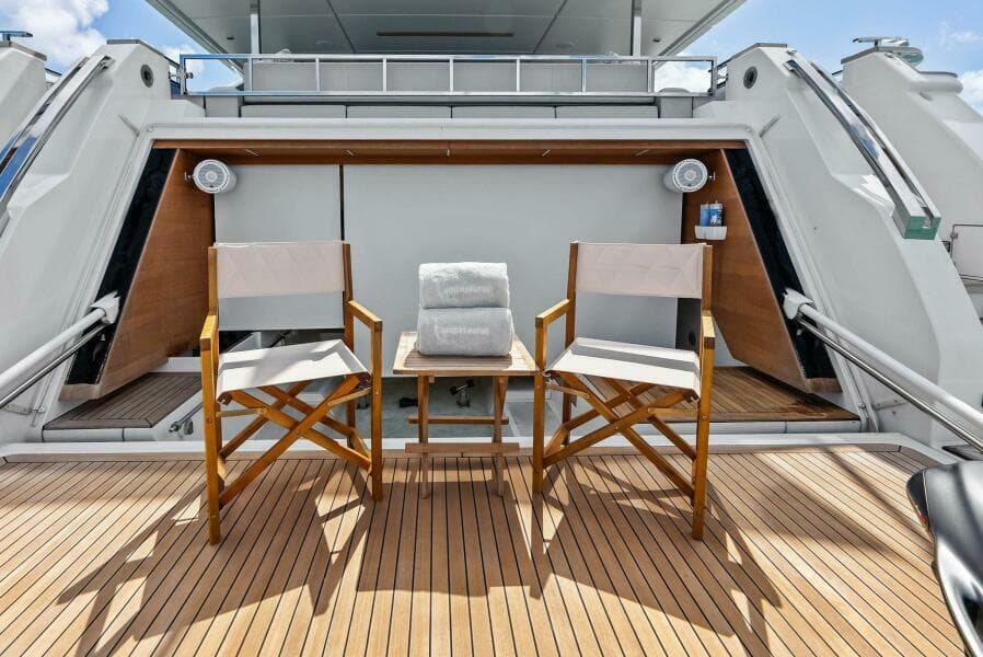 2023 Custom Line 33 Navetta - Photo 48