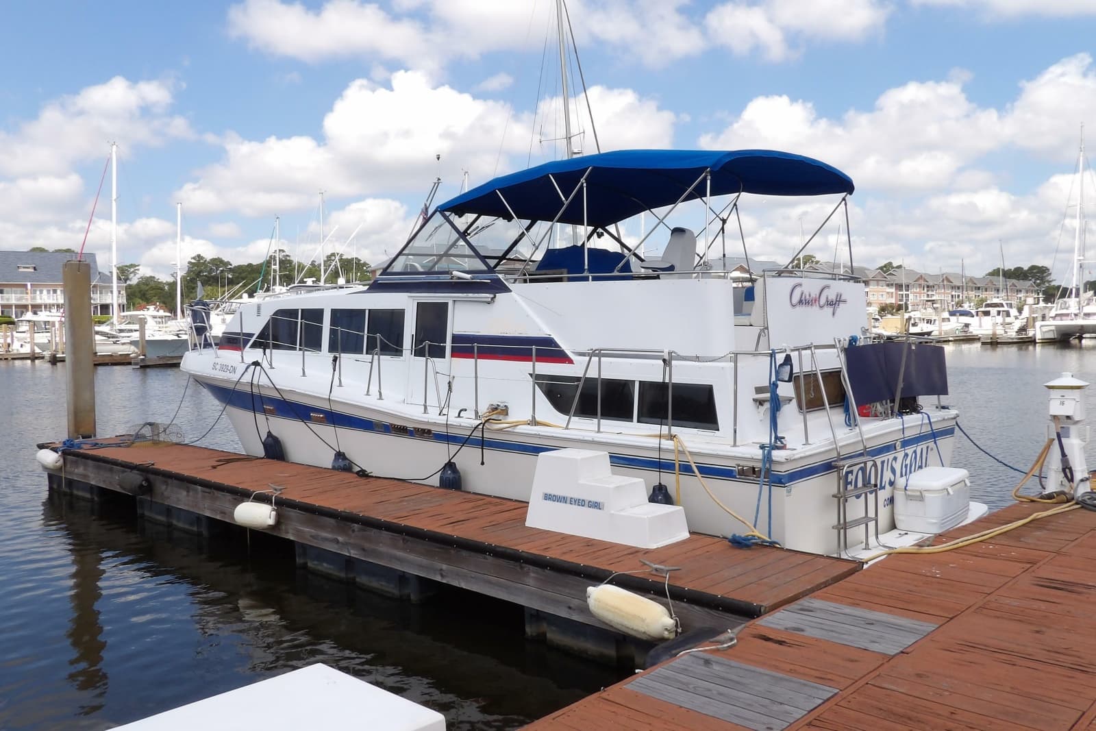 1984 Chris-Craft 381 Catalina - Photo 3