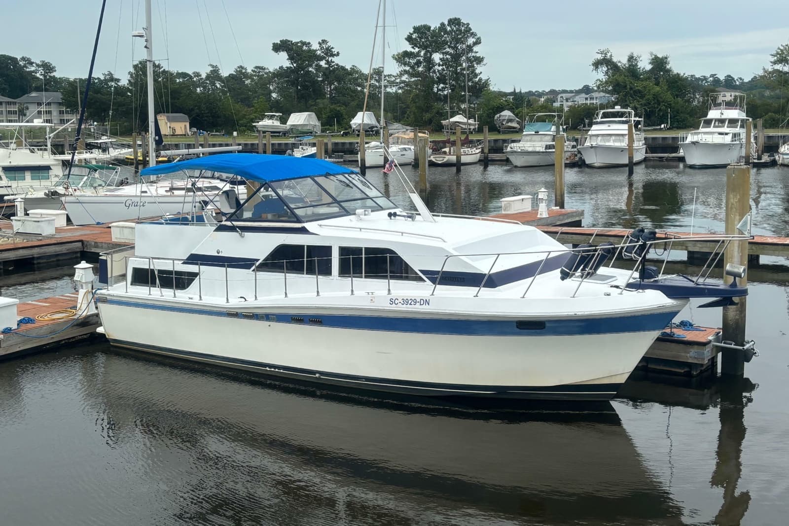 1984 Chris-Craft 381 Catalina - Photo 5