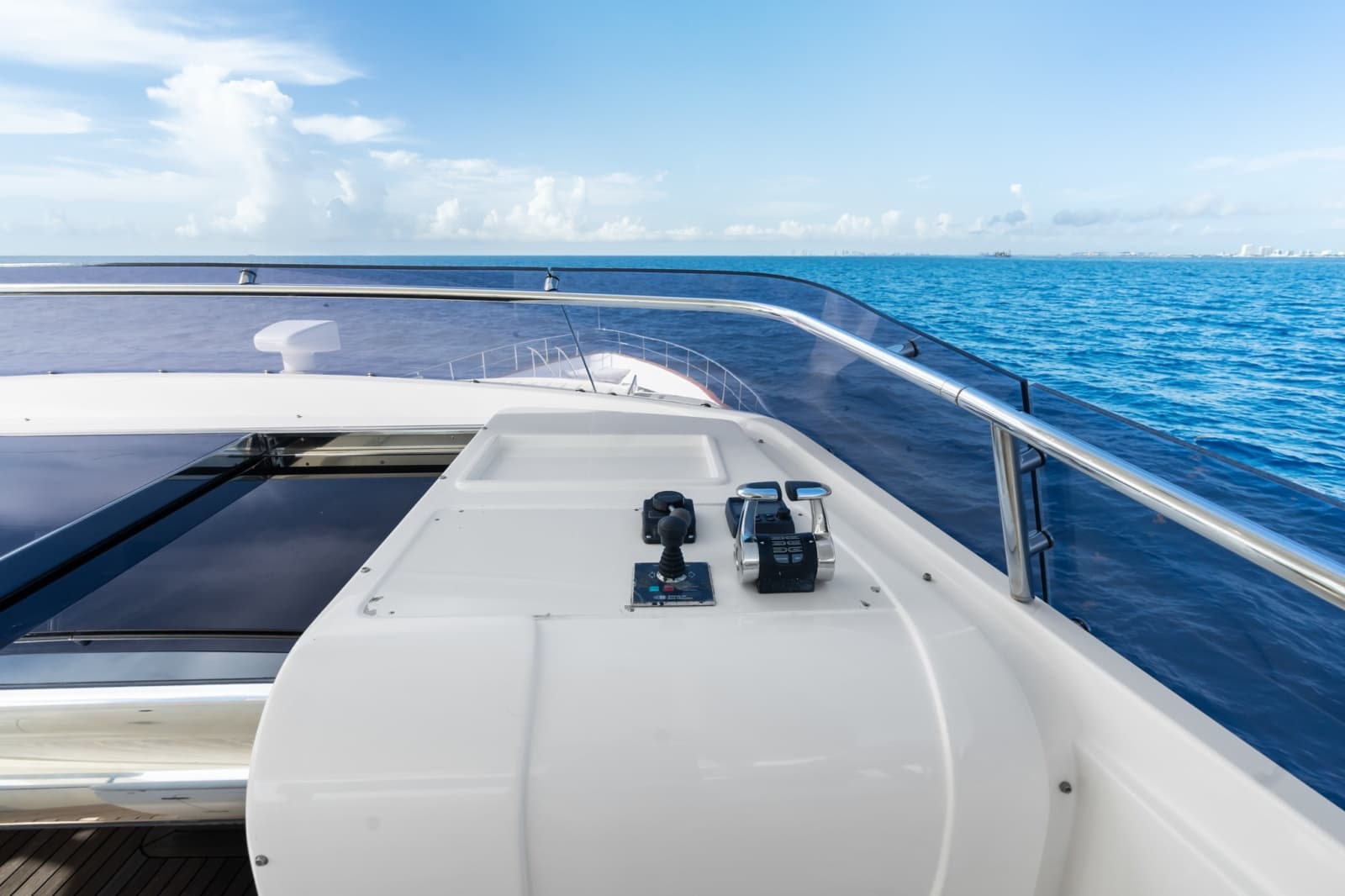 2011 Ferretti Yachts Custom Line - Photo 48