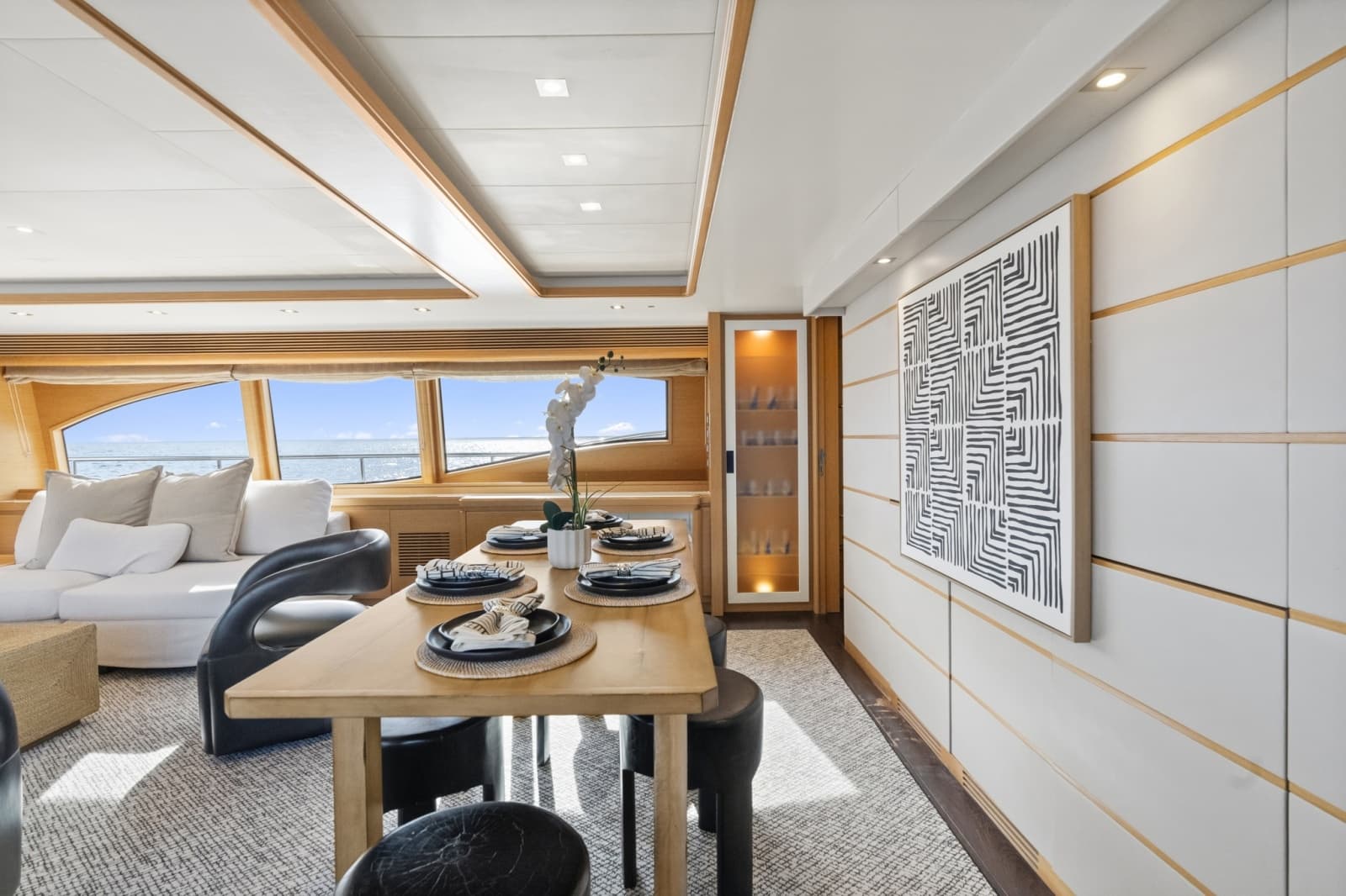 2011 Ferretti Yachts Custom Line - Photo 16