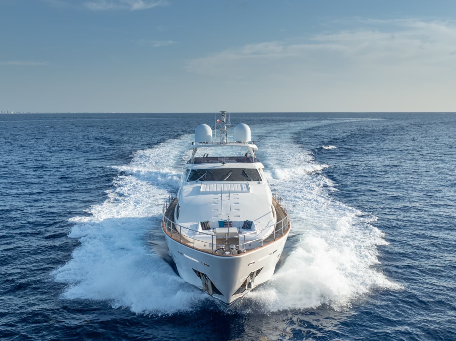 2011 Ferretti Yachts Custom Line - Photo 9