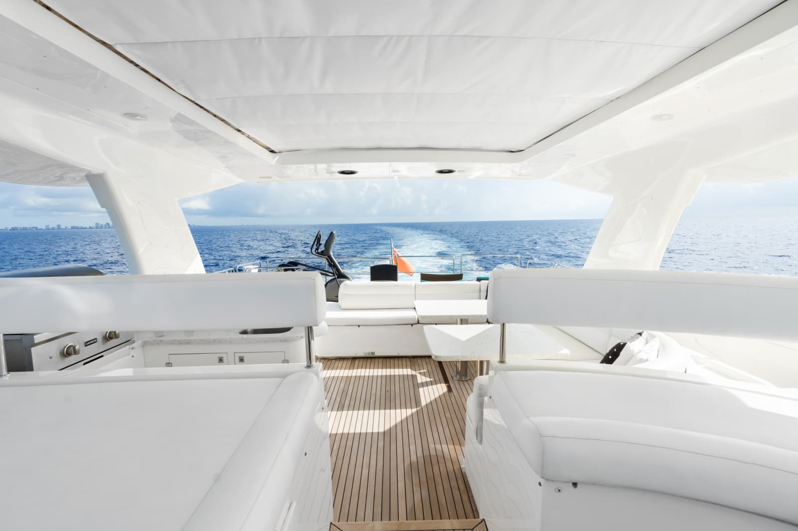 2011 Ferretti Yachts Custom Line - Photo 52