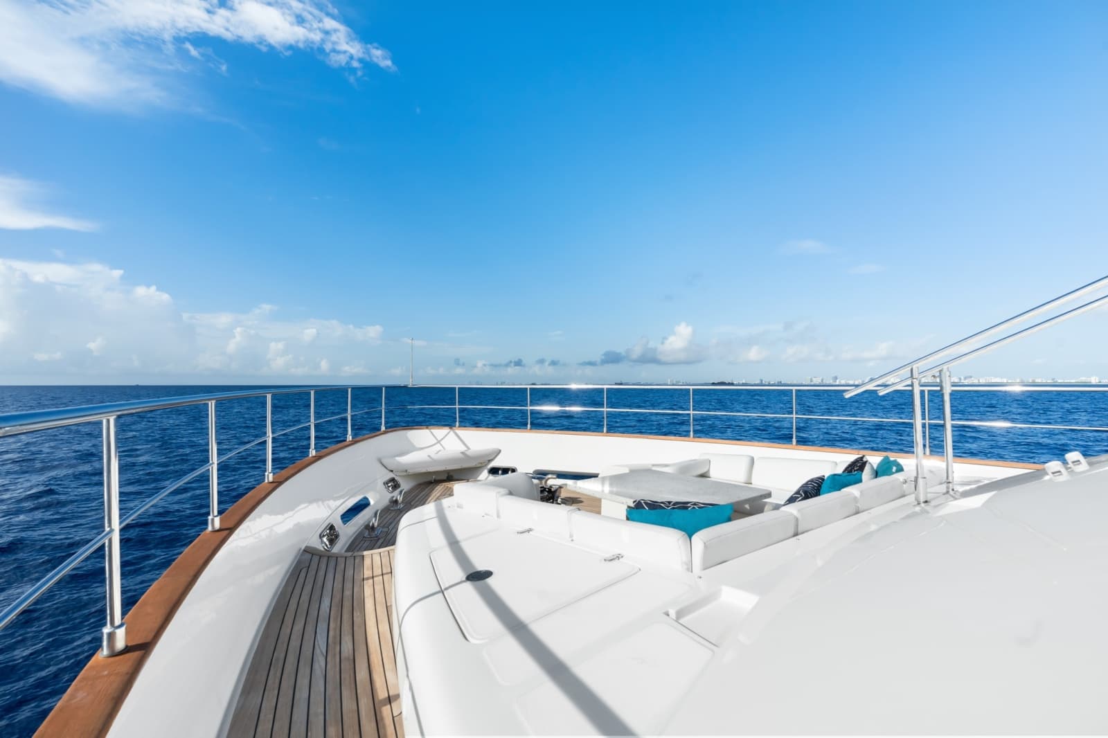 2011 Ferretti Yachts Custom Line - Photo 55