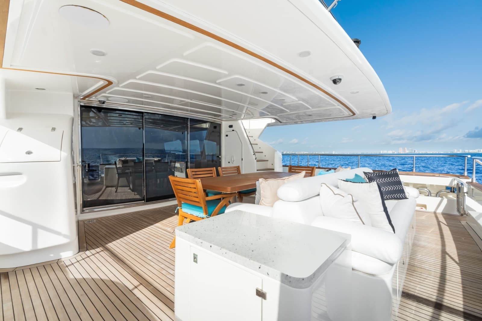 2011 Ferretti Yachts Custom Line - Photo 61