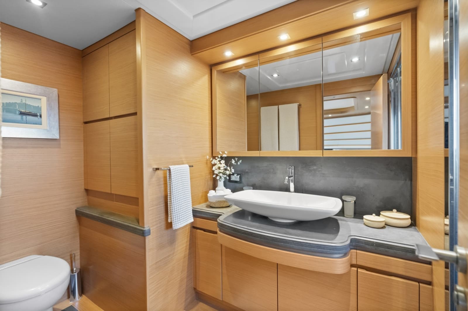 2011 Ferretti Yachts Custom Line - Photo 42