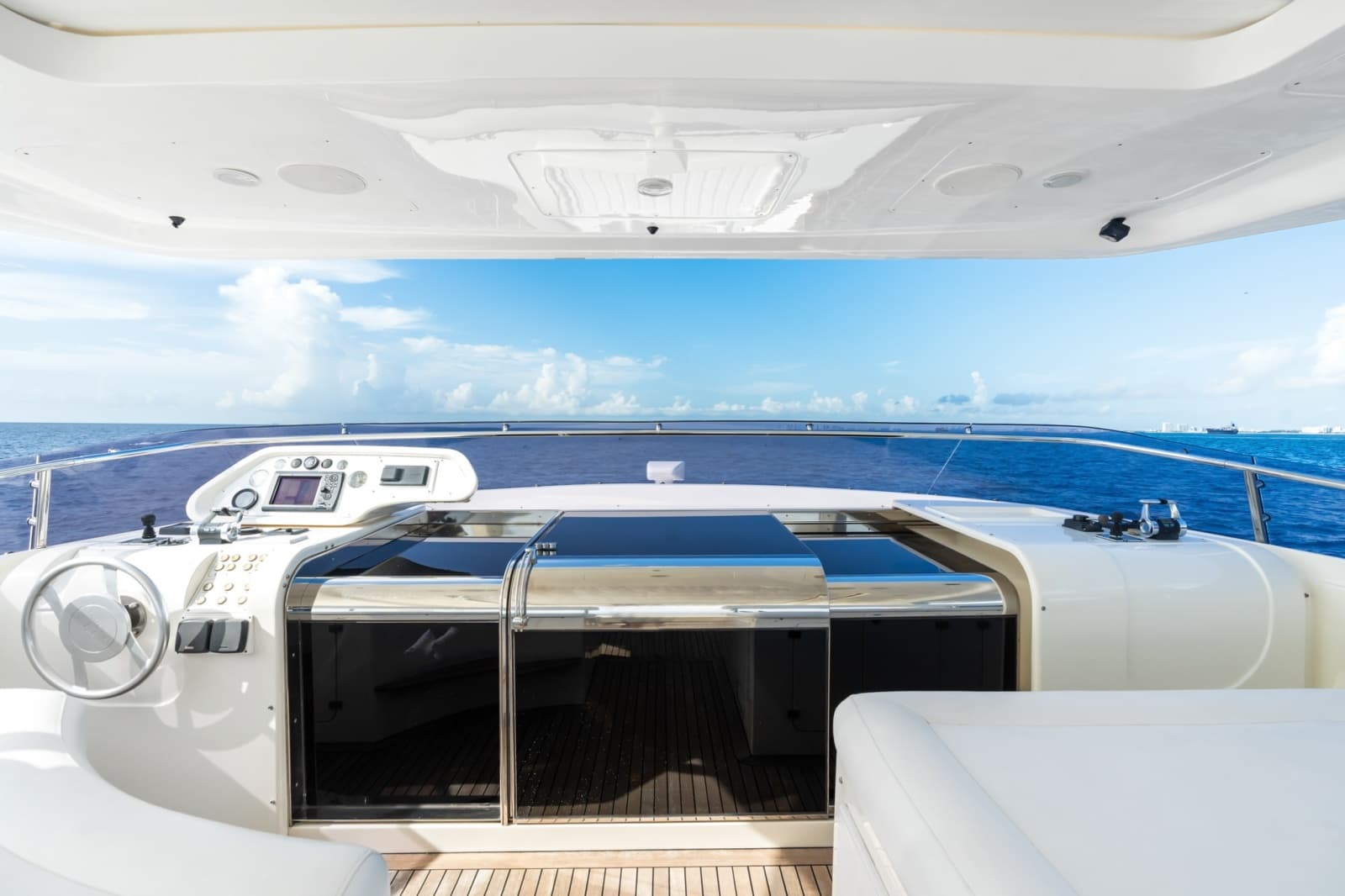 2011 Ferretti Yachts Custom Line - Photo 58