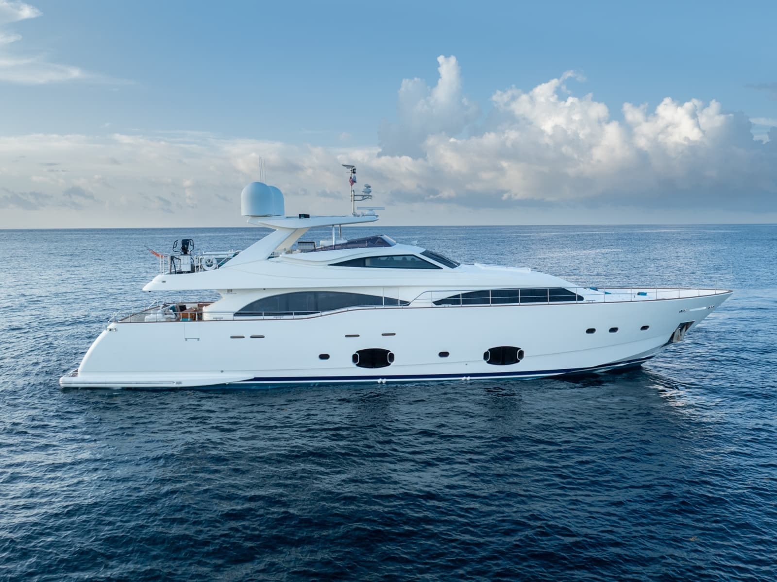 2011 Ferretti Yachts Custom Line - Photo 6