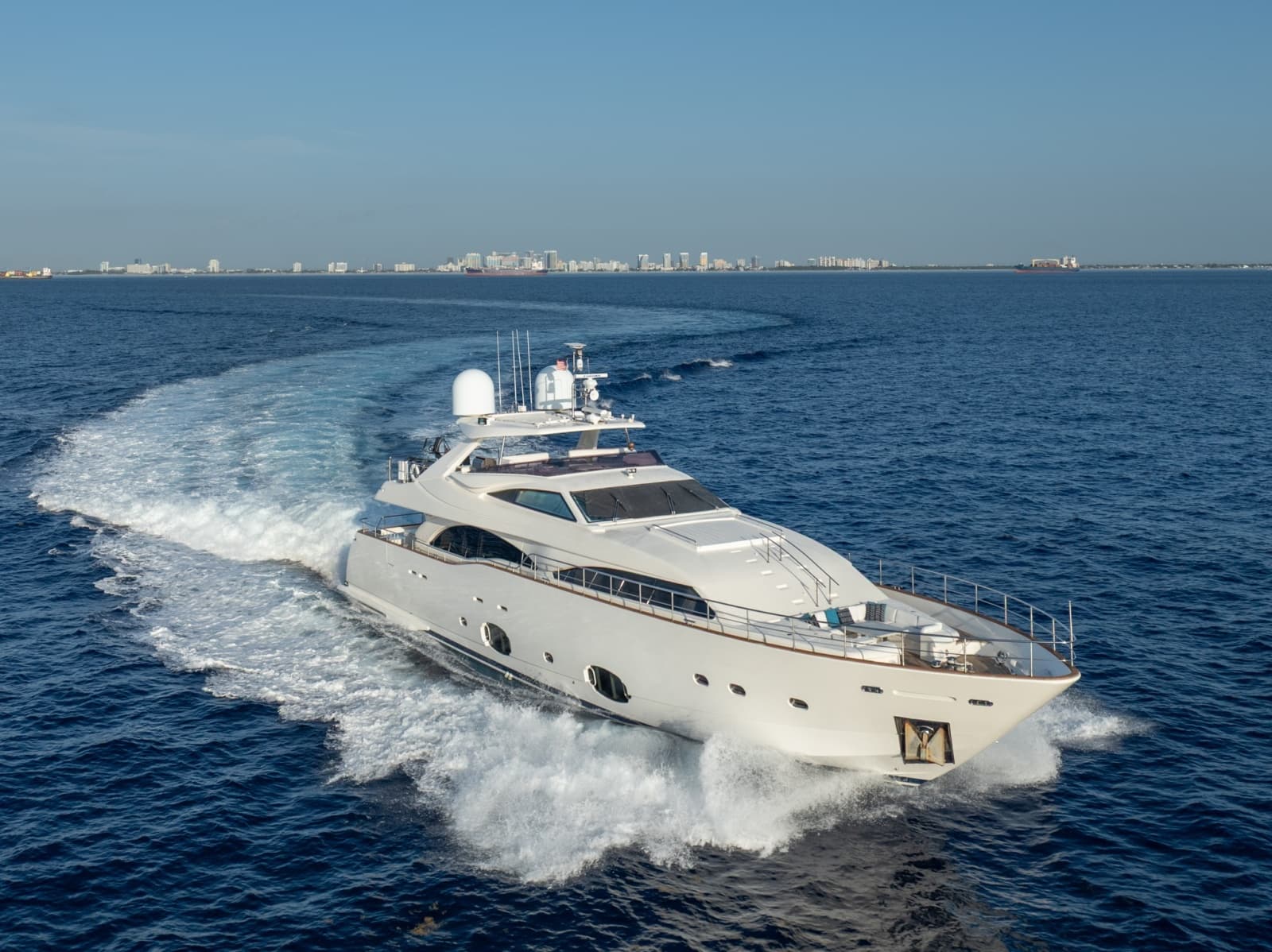 2011 Ferretti Yachts Custom Line - Photo 4