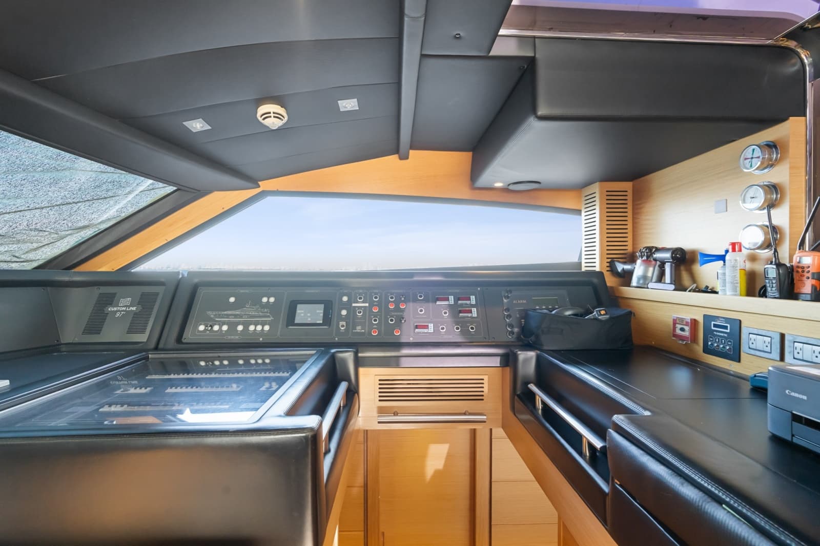 2011 Ferretti Yachts Custom Line - Photo 20