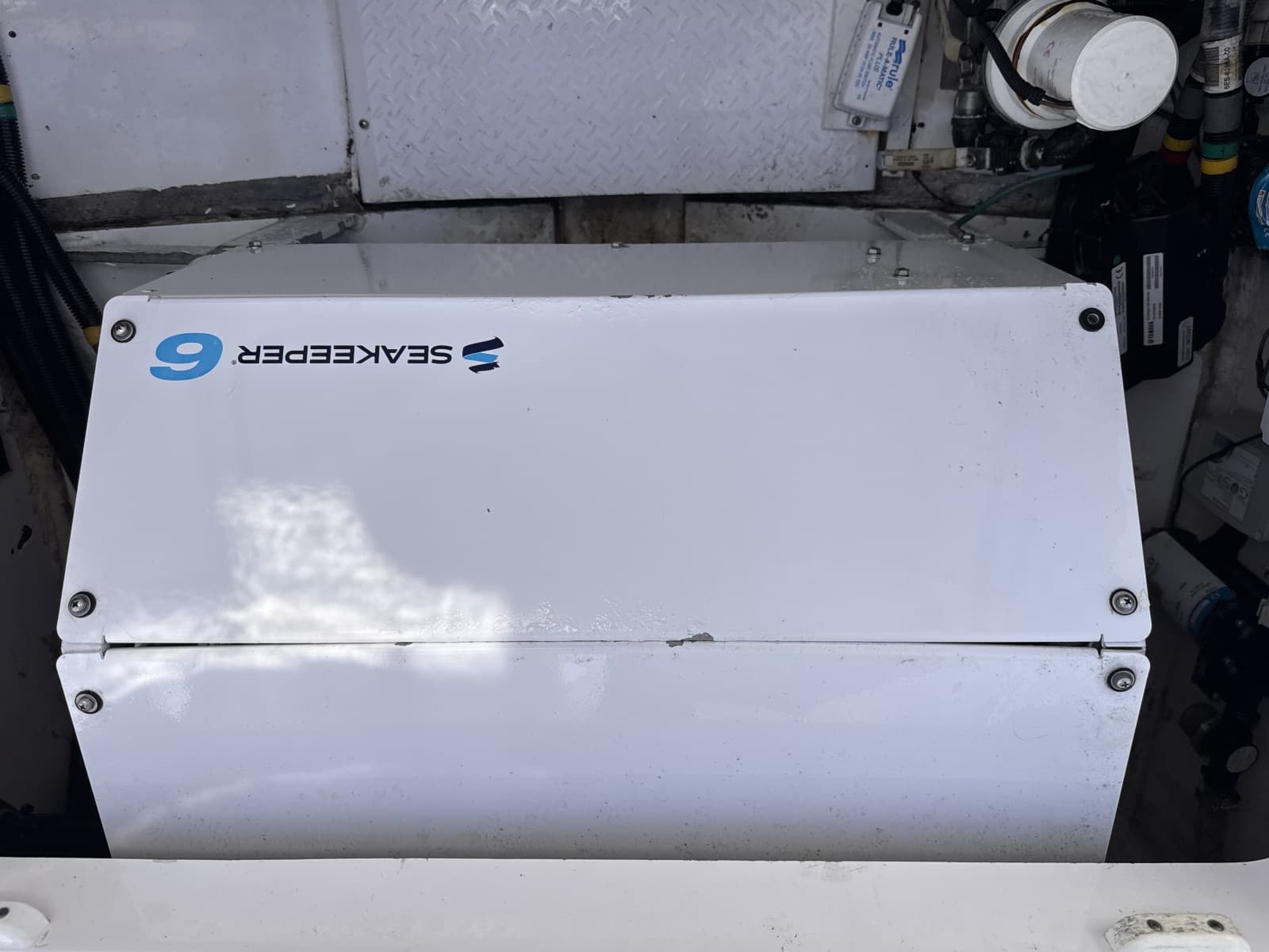 2016 Everglades 435 CC - Photo 21