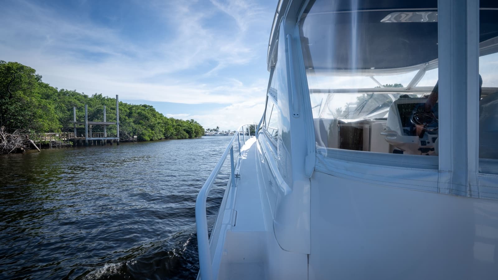 2019 Intrepid 475 Sport Yacht - Photo 10
