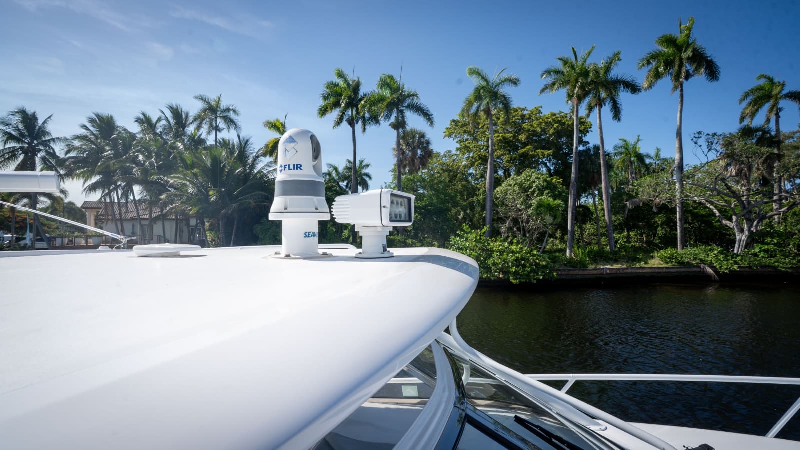 2019 Intrepid 475 Sport Yacht - Photo 13