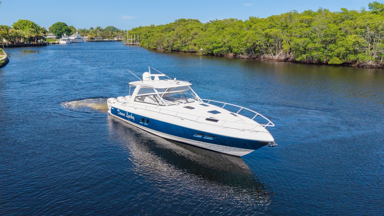 2019 Intrepid 475 Sport Yacht - Photo 2