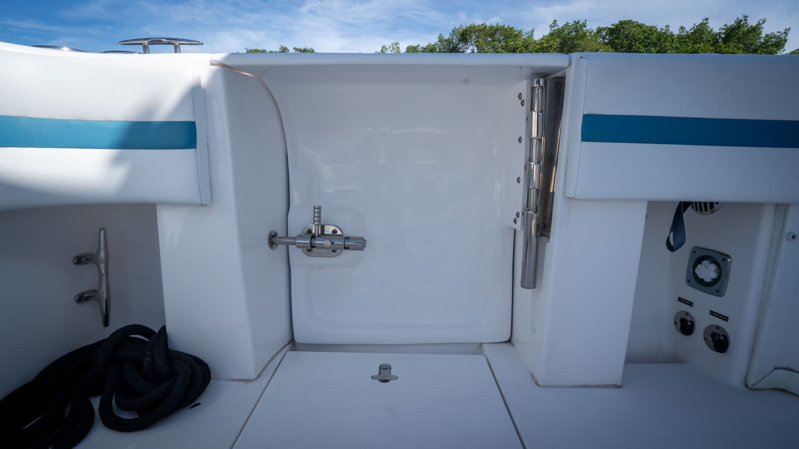 2019 Intrepid 475 Sport Yacht - Photo 7