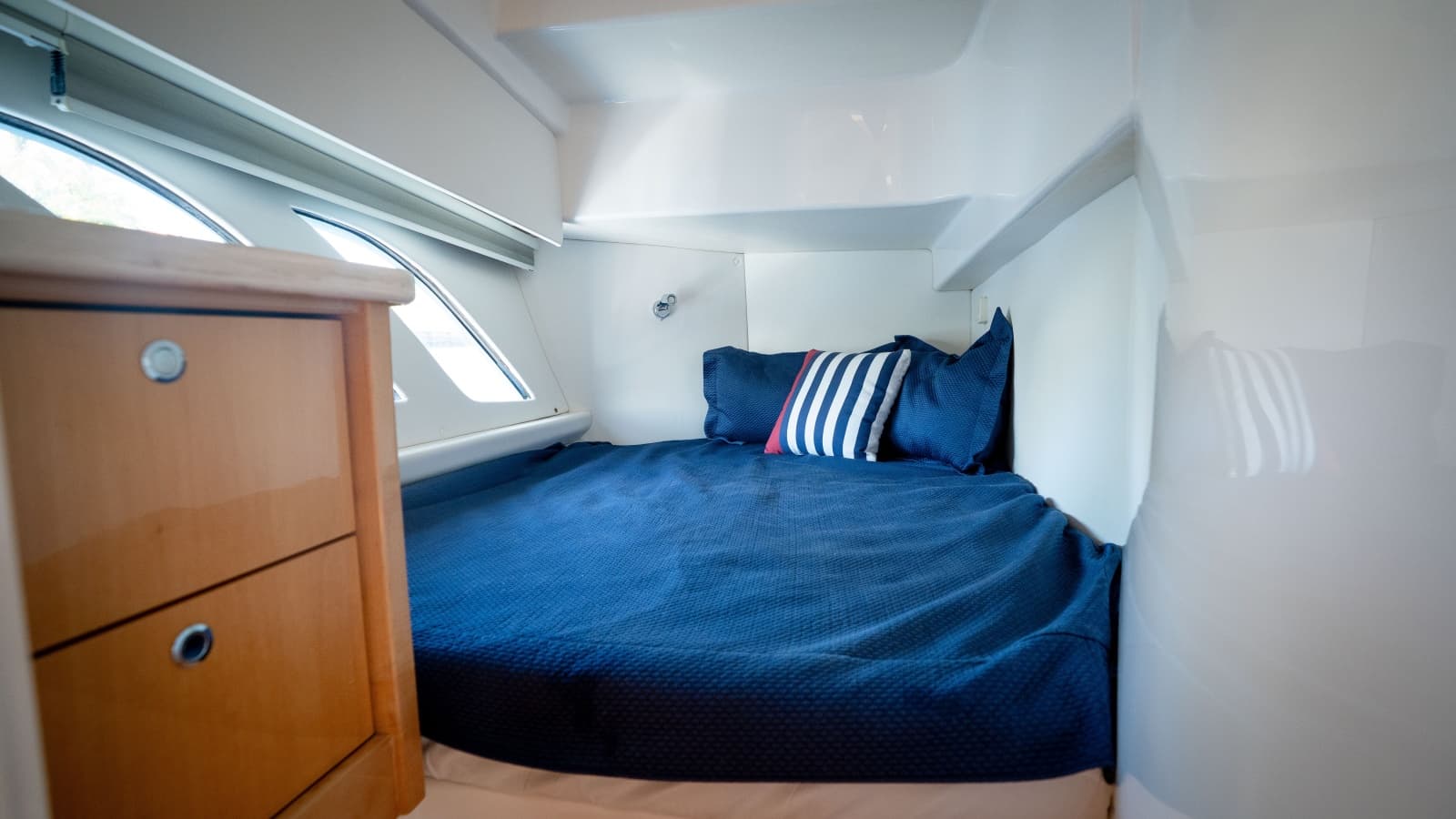 2019 Intrepid 475 Sport Yacht - Photo 25