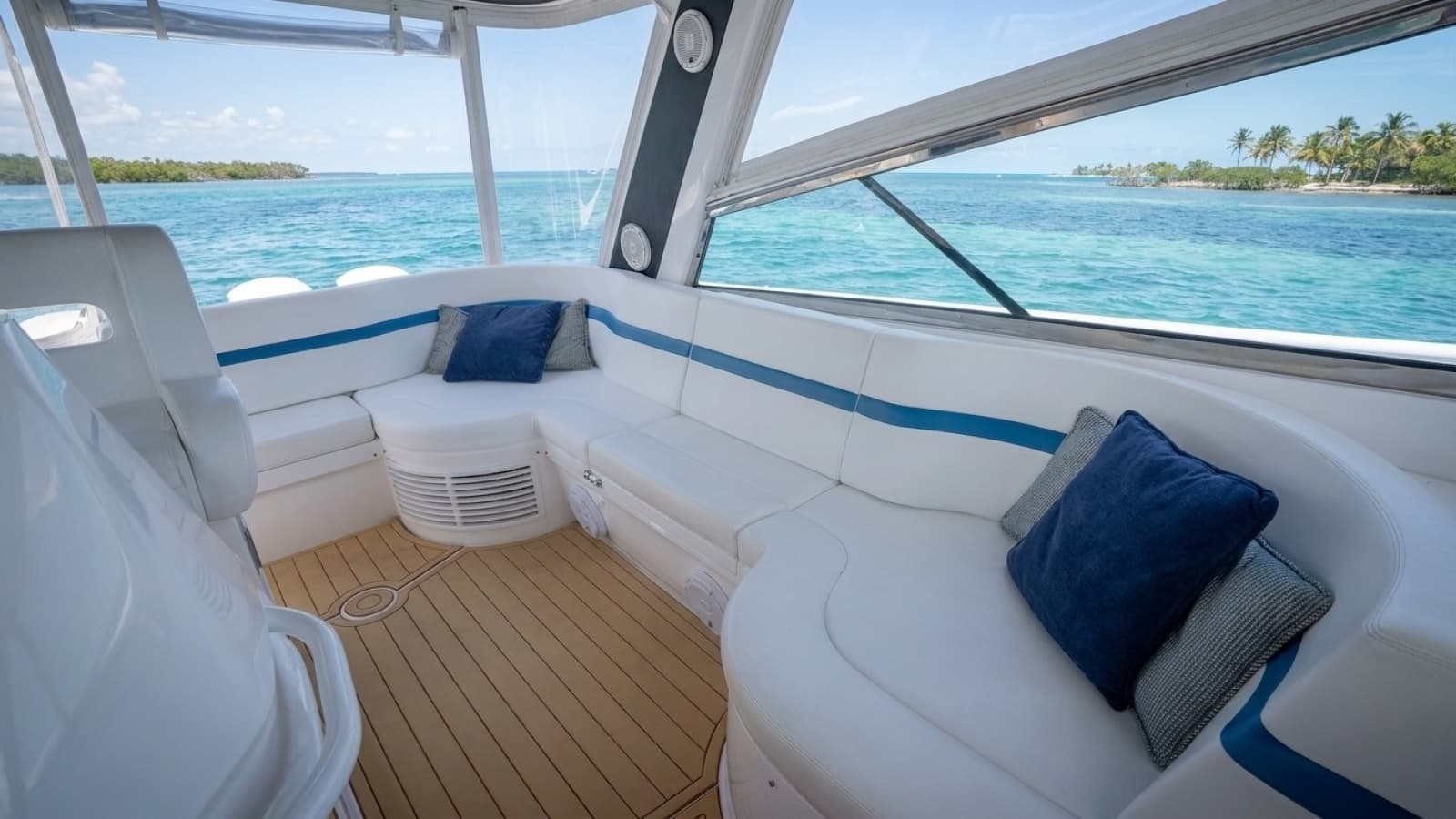 2019 Intrepid 475 Sport Yacht - Photo 16