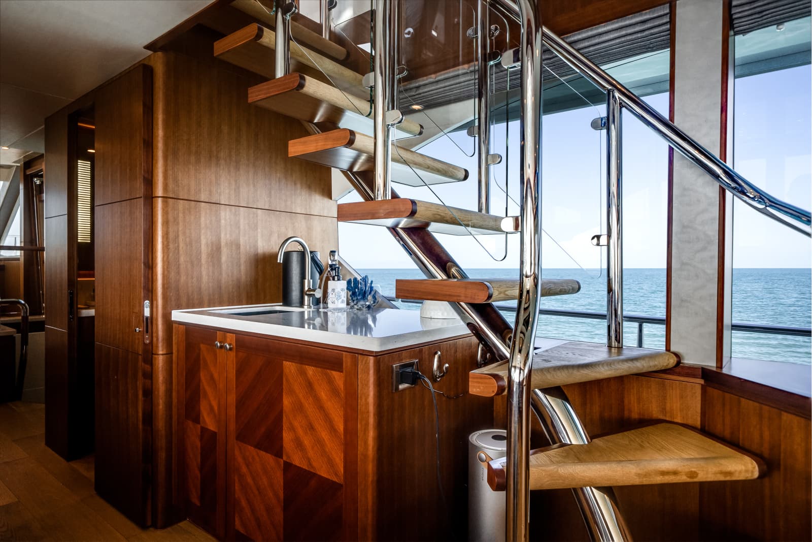 2018 Ocean Alexander 100 MY - Photo 41