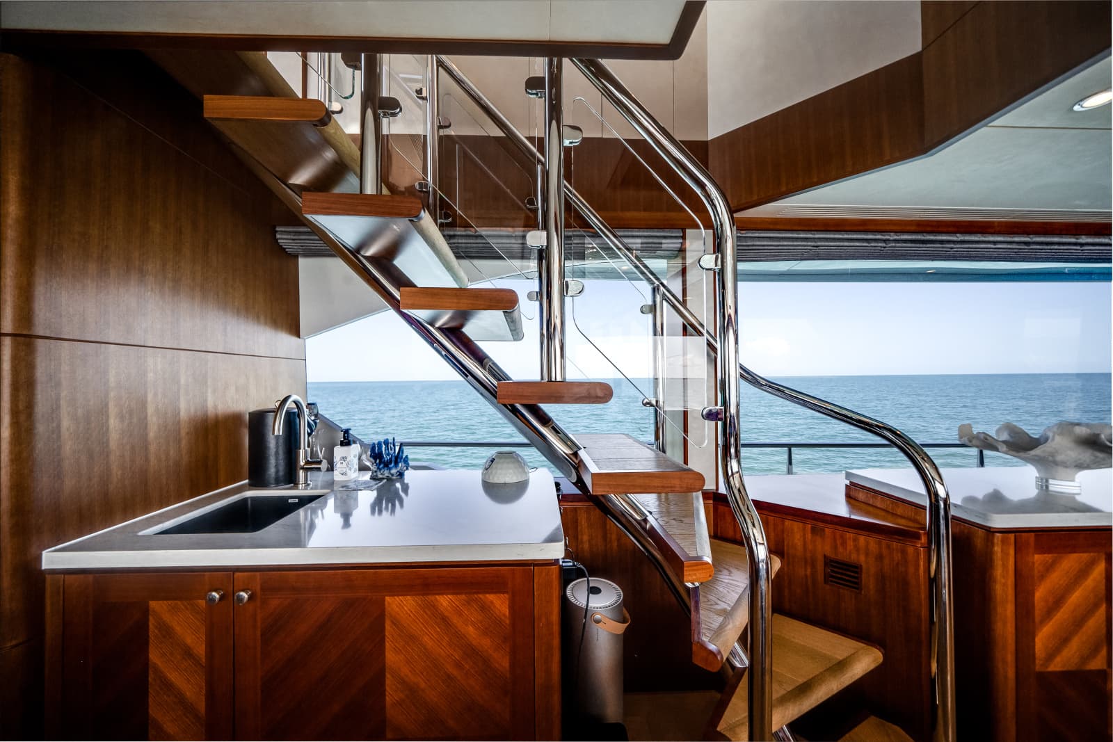 2018 Ocean Alexander 100 MY - Photo 43