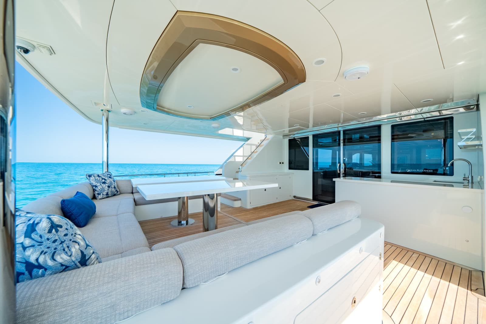 2018 Ocean Alexander 100 MY - Photo 98