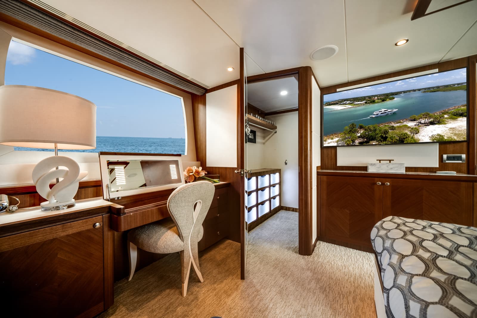 2018 Ocean Alexander 100 MY - Photo 90