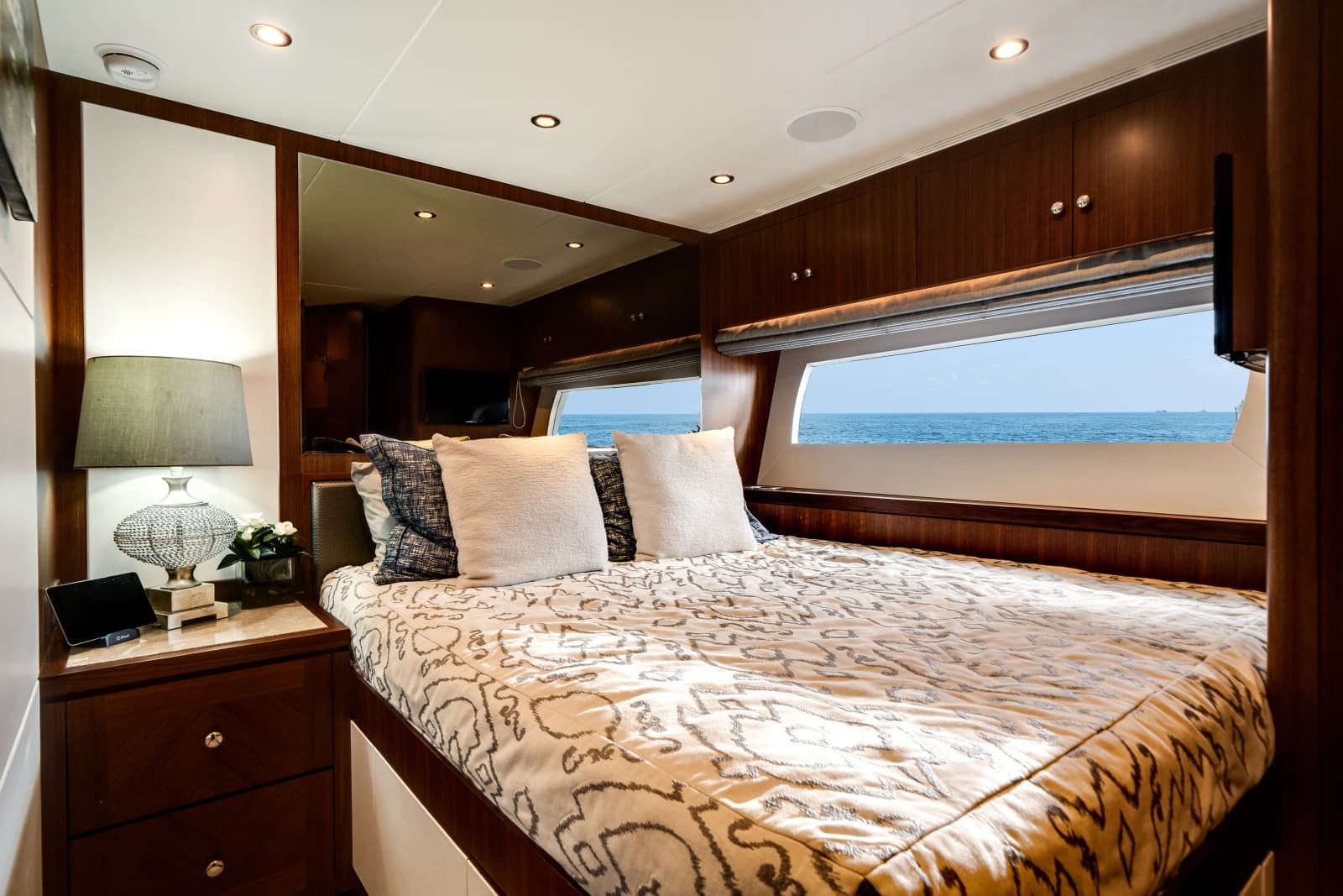 2018 Ocean Alexander 100 MY - Photo 71