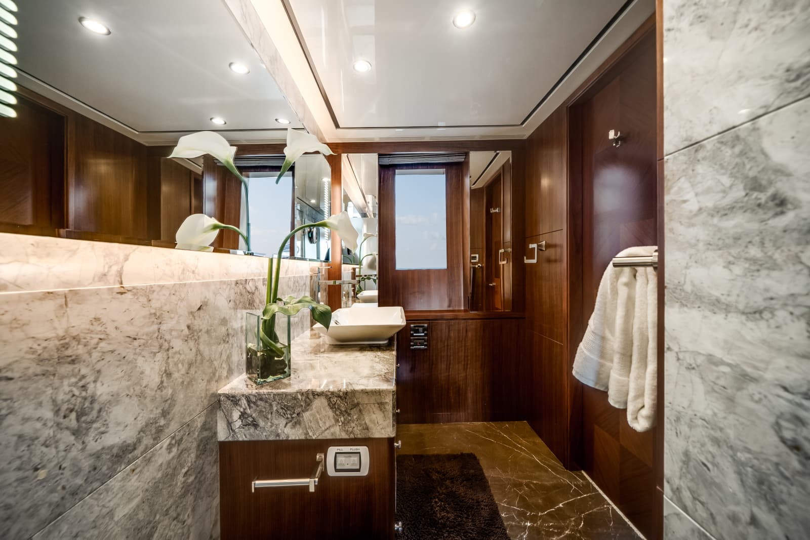 2018 Ocean Alexander 100 MY - Photo 86