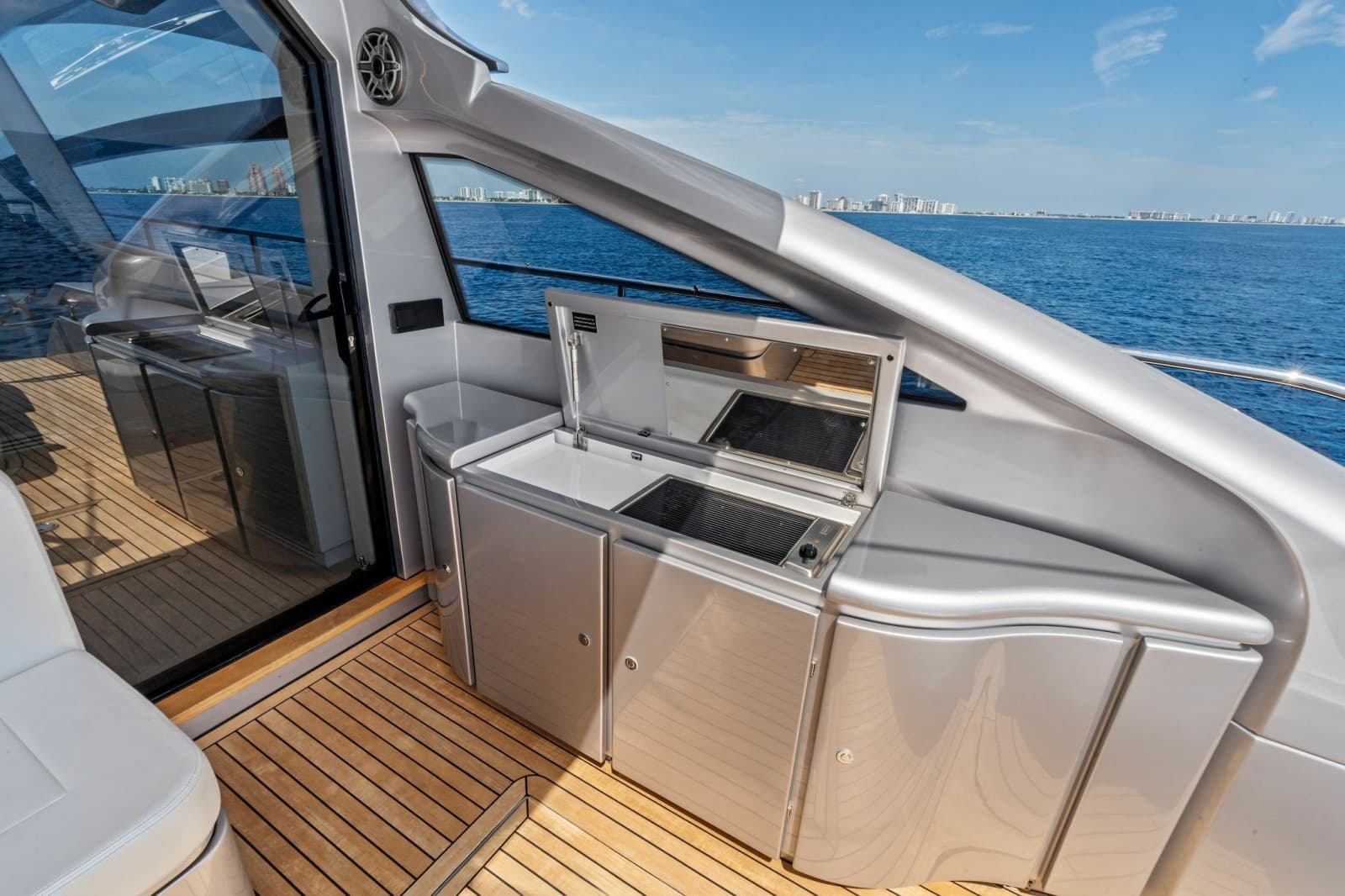 2023 Pershing 6X - Photo 22