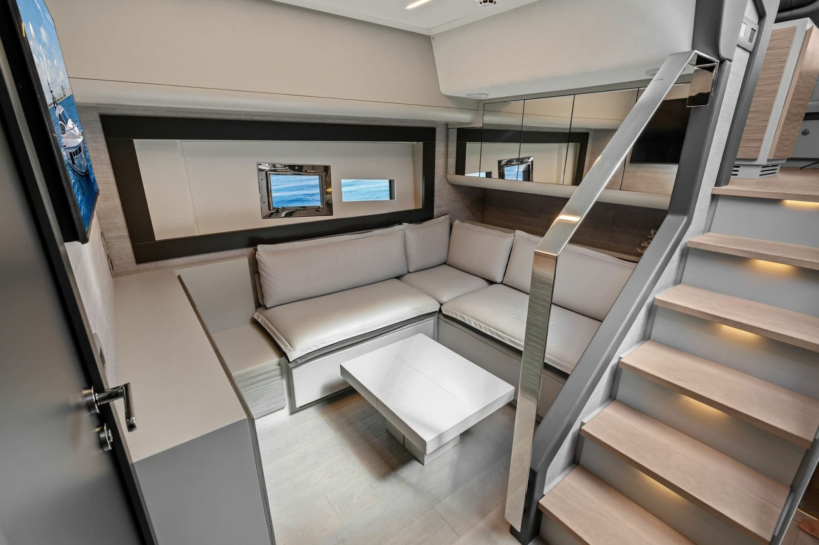 2023 Pershing 6X - Photo 42