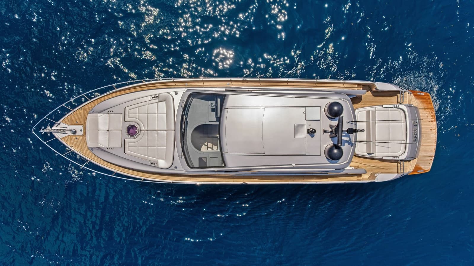2023 Pershing 6X - Photo 8