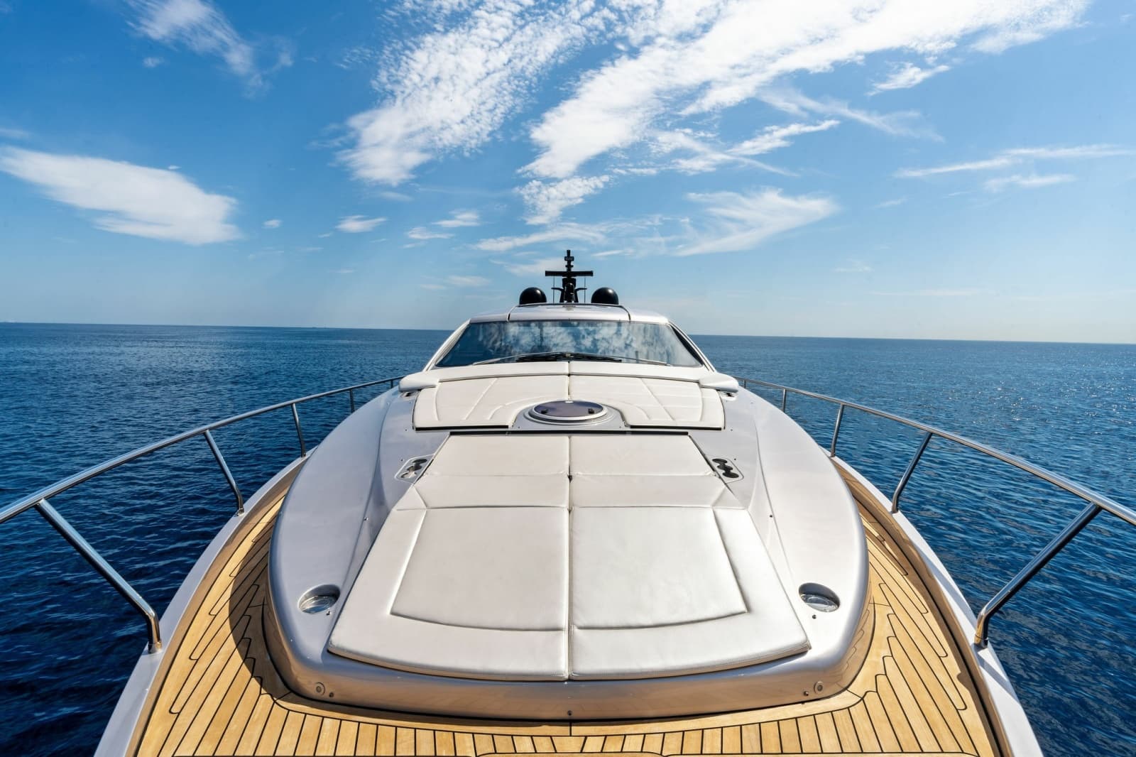 2023 Pershing 6X - Photo 19