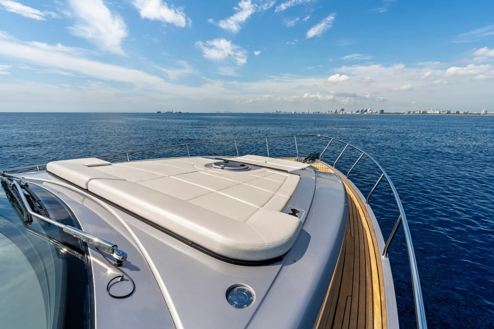 2023 Pershing 6X - Photo 18