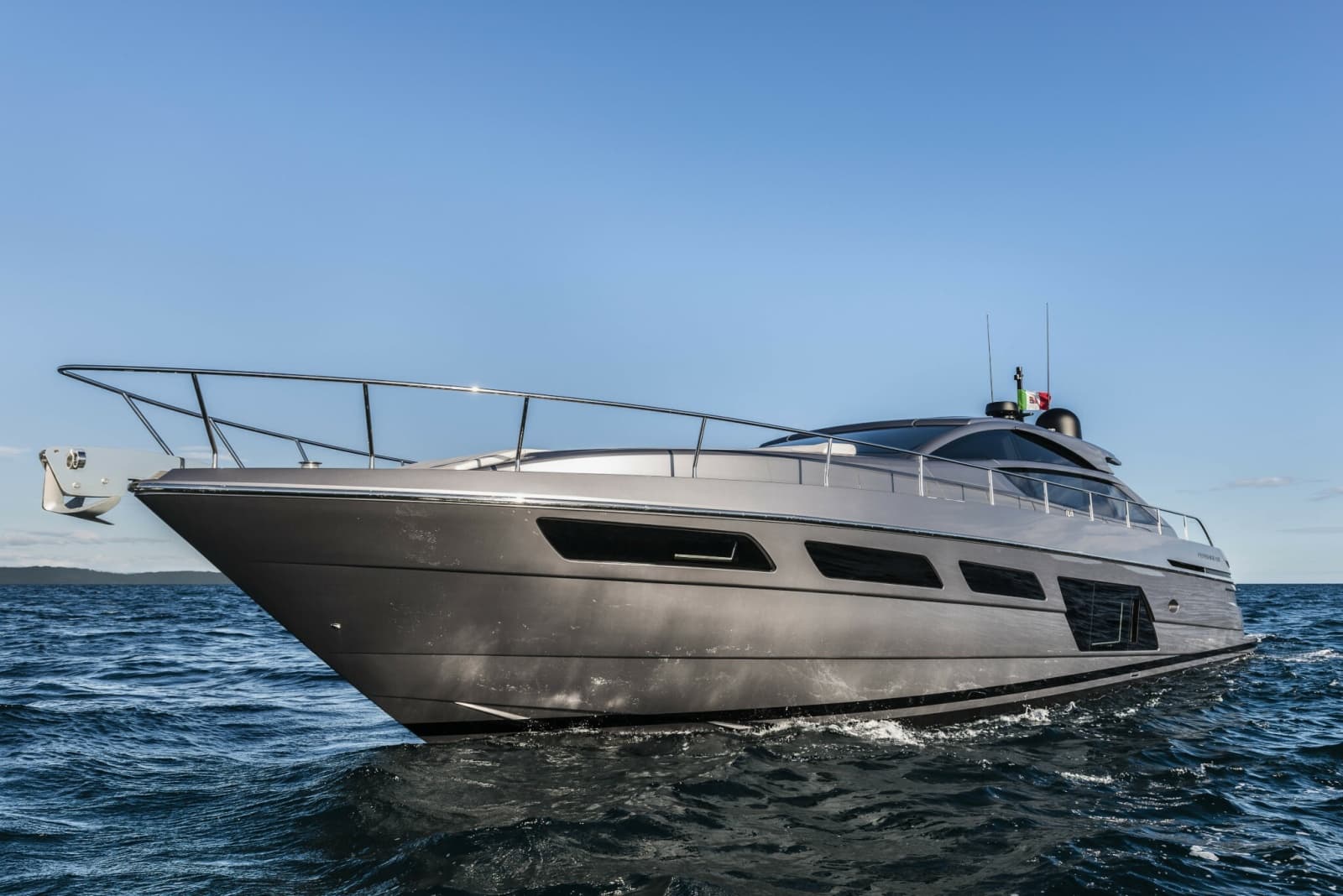 2023 Pershing 6X - Photo 8