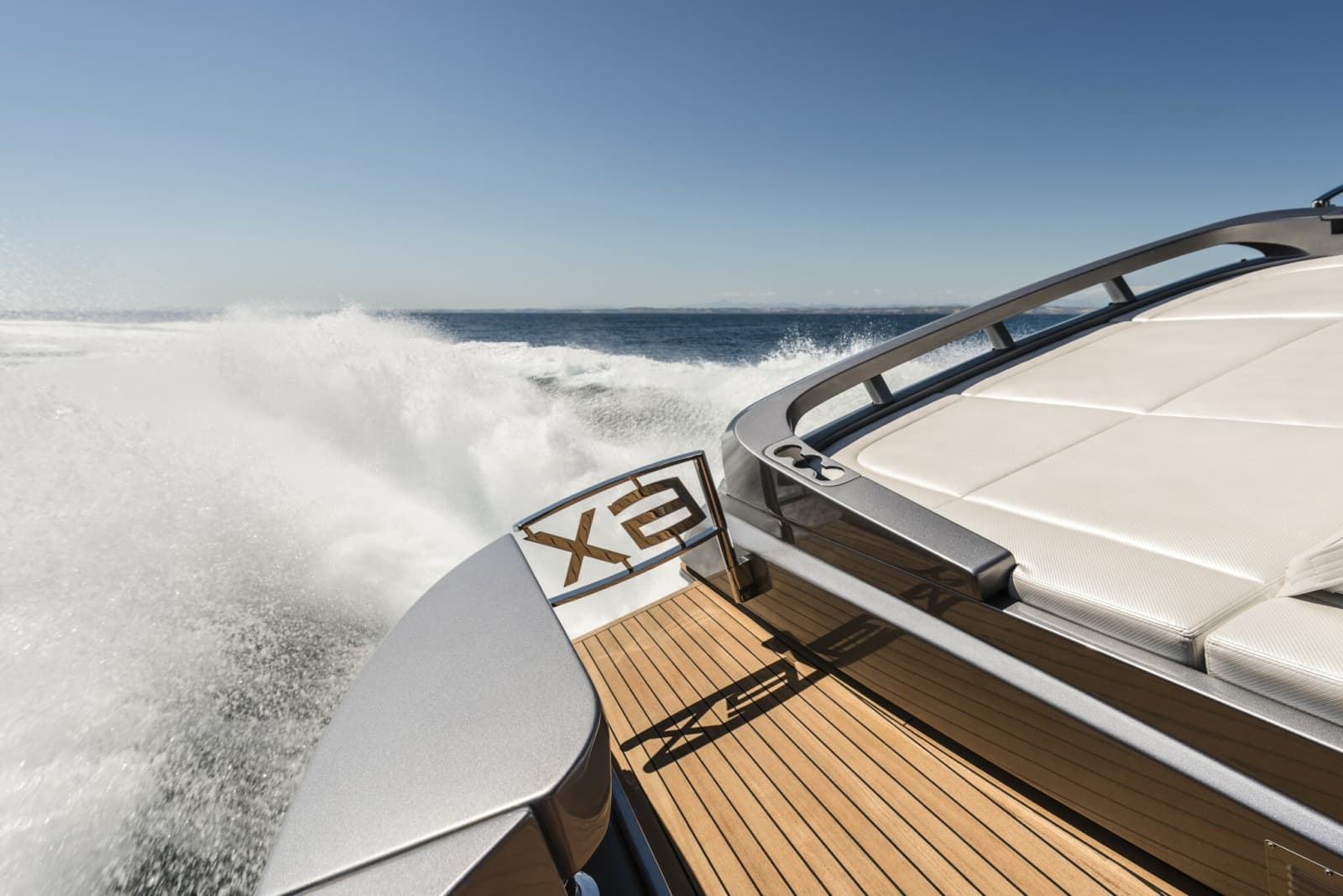 2023 Pershing 6X - Photo 7