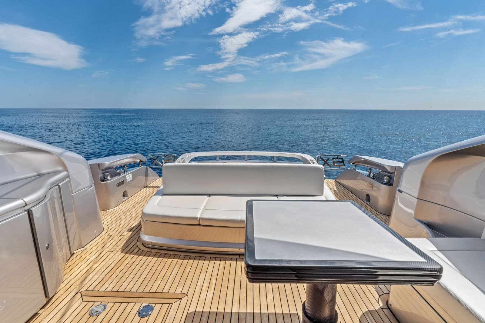 2023 Pershing 6X - Photo 12