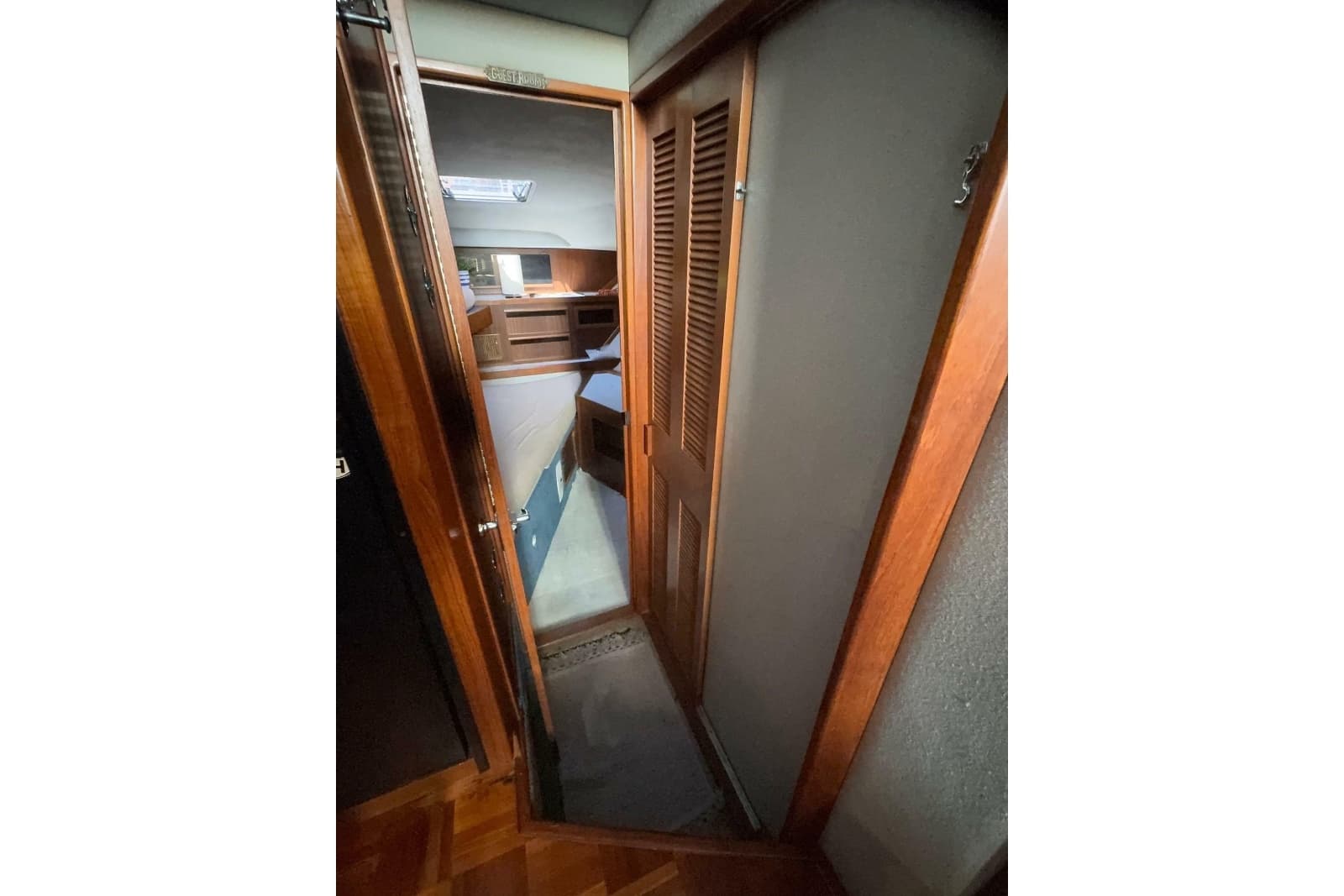 1988 Sea Ray 415 Aft Cabin - Photo 54