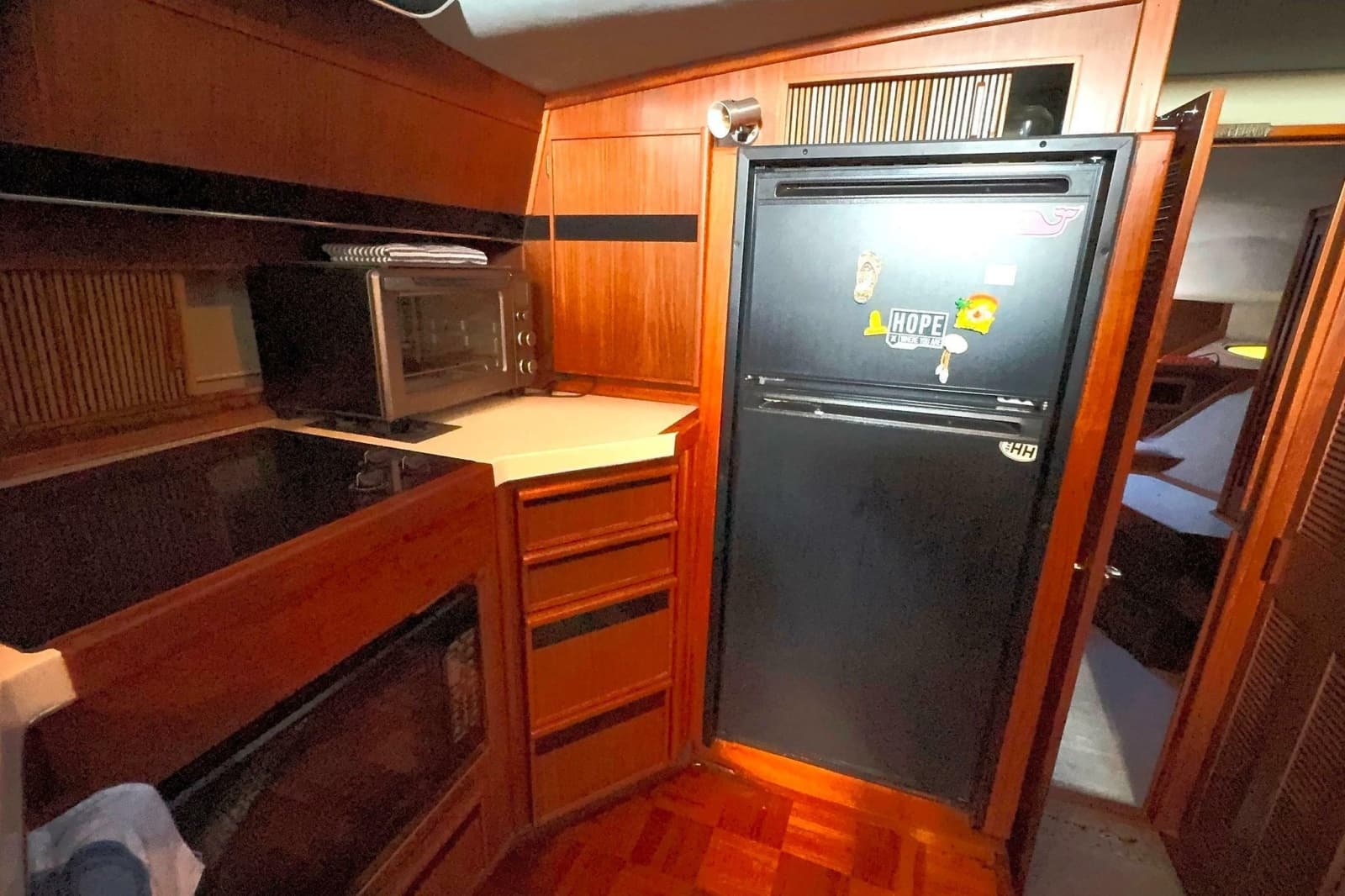 1988 Sea Ray 415 Aft Cabin - Photo 38