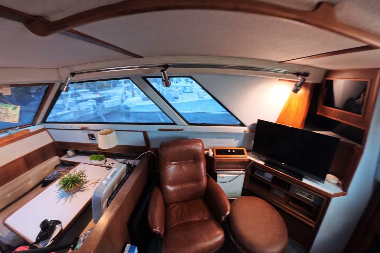 1988 Sea Ray 415 Aft Cabin - Photo 35