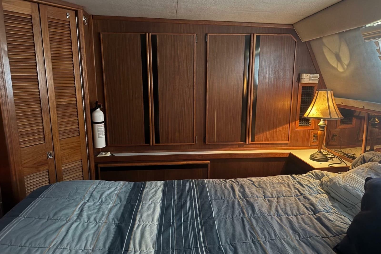 1988 Sea Ray 415 Aft Cabin - Photo 50