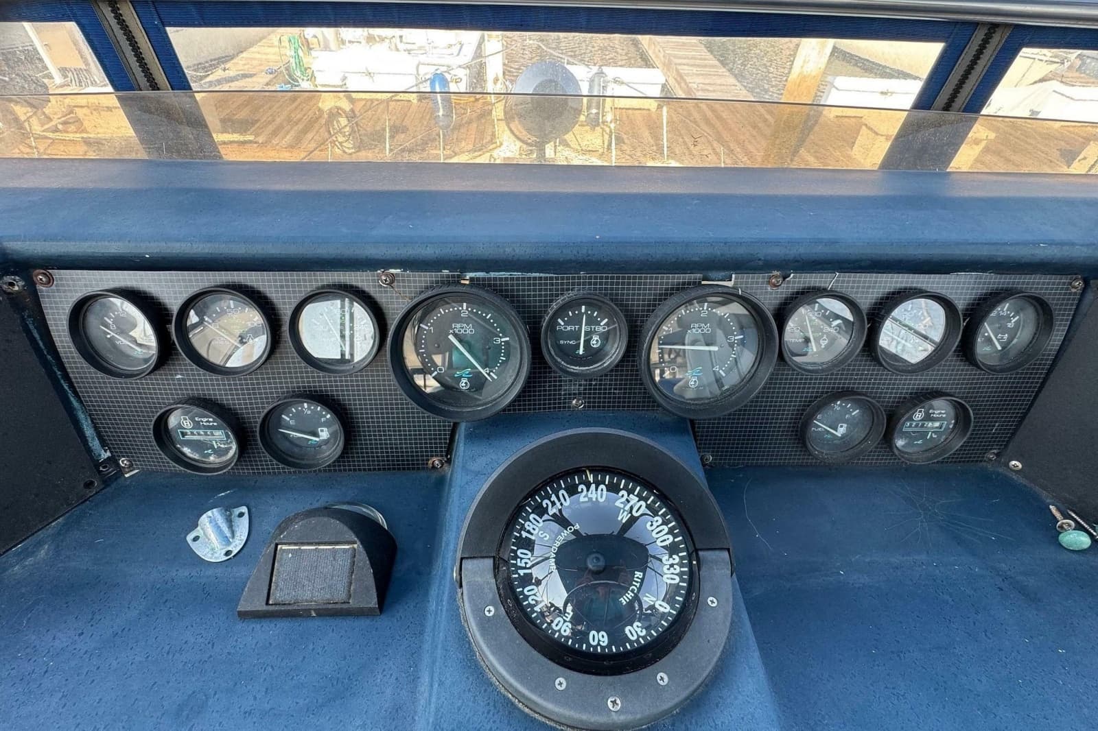 1988 Sea Ray 415 Aft Cabin - Photo 16