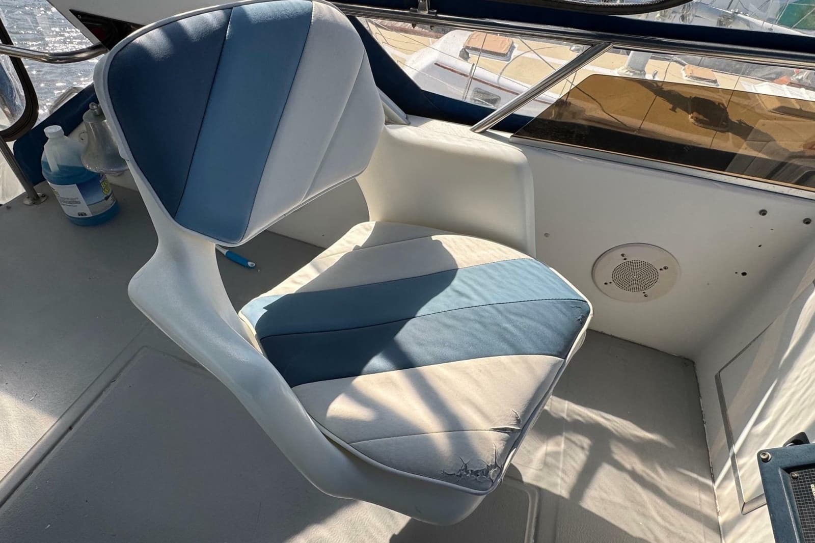 1988 Sea Ray 415 Aft Cabin - Photo 15